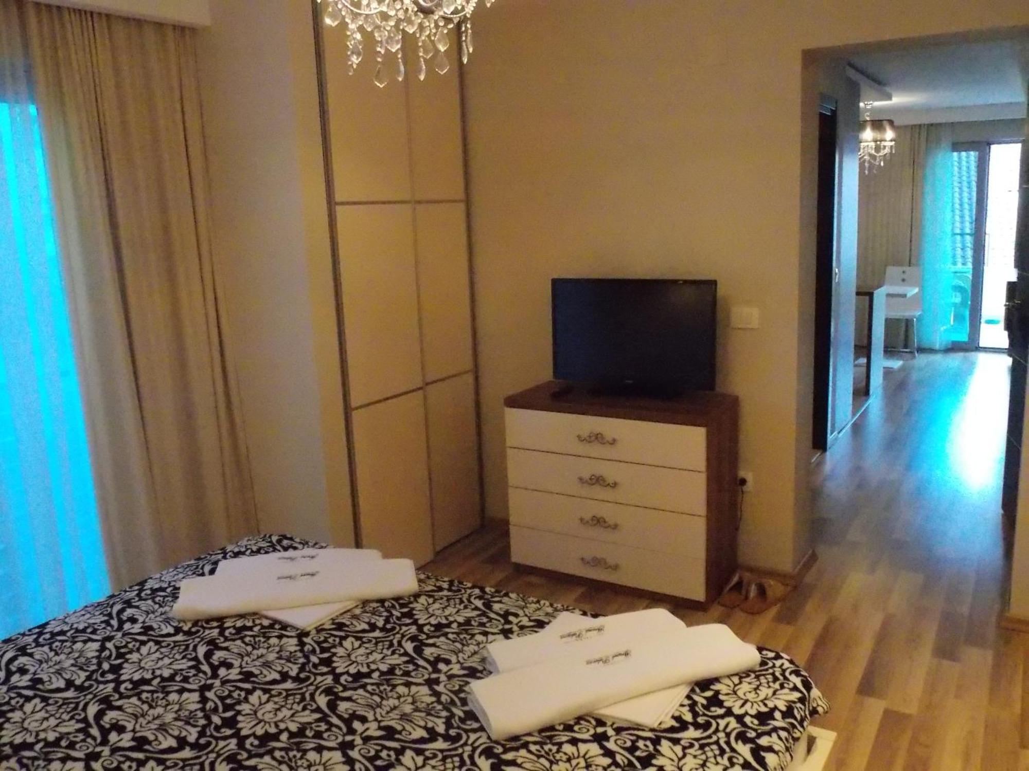 Apartments&Rooms Grand Palazzo Budva Buitenkant foto