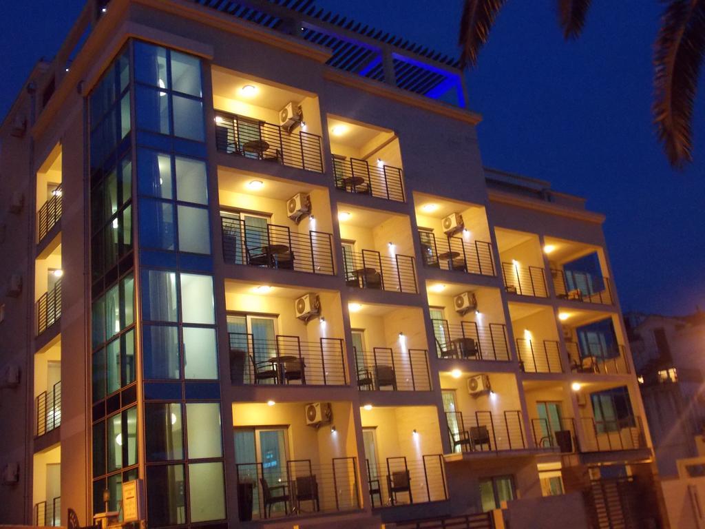 Apartments&Rooms Grand Palazzo Budva Buitenkant foto