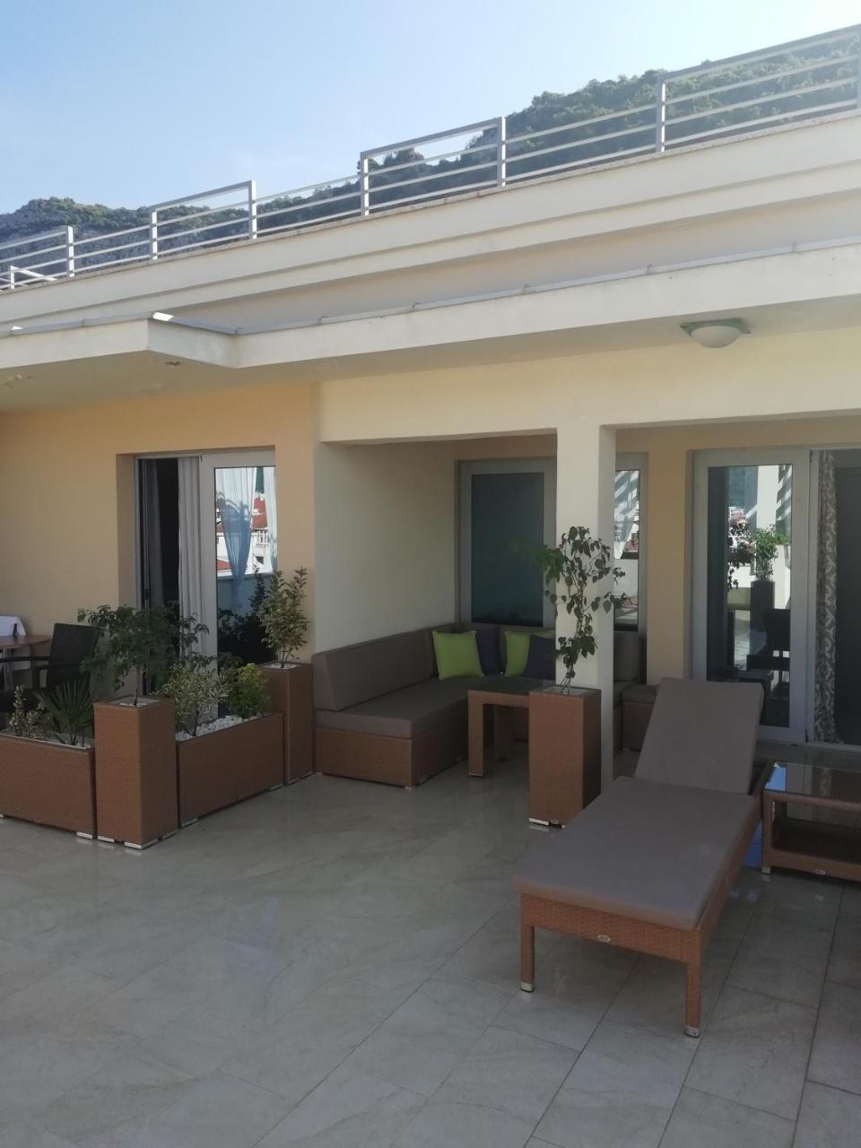 Apartments&Rooms Grand Palazzo Budva Buitenkant foto
