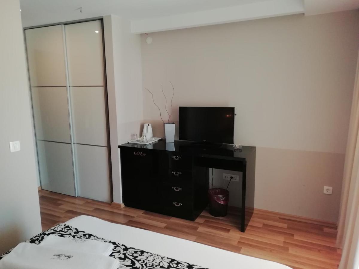 Apartments&Rooms Grand Palazzo Budva Buitenkant foto