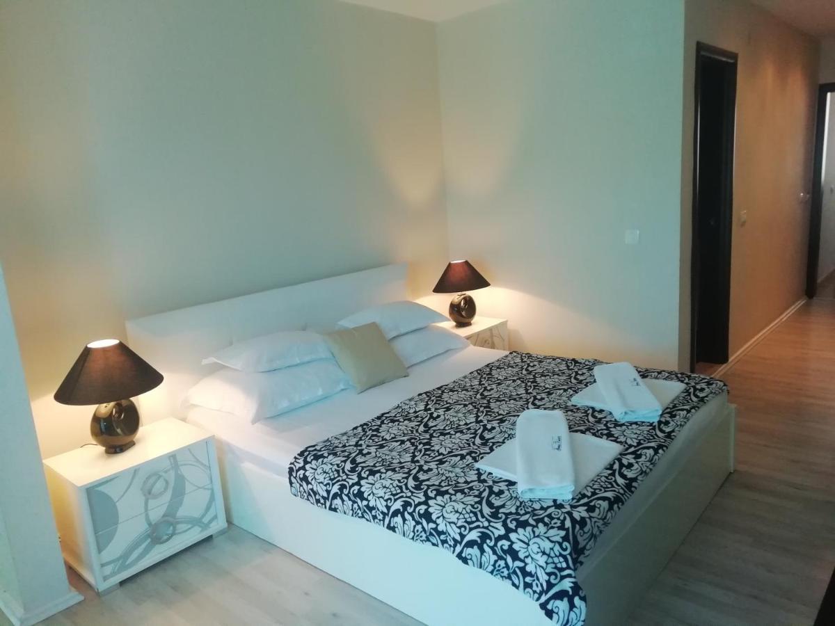Apartments&Rooms Grand Palazzo Budva Buitenkant foto