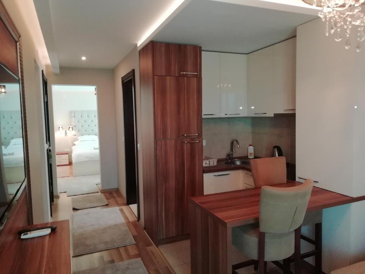 Apartments&Rooms Grand Palazzo Budva Buitenkant foto